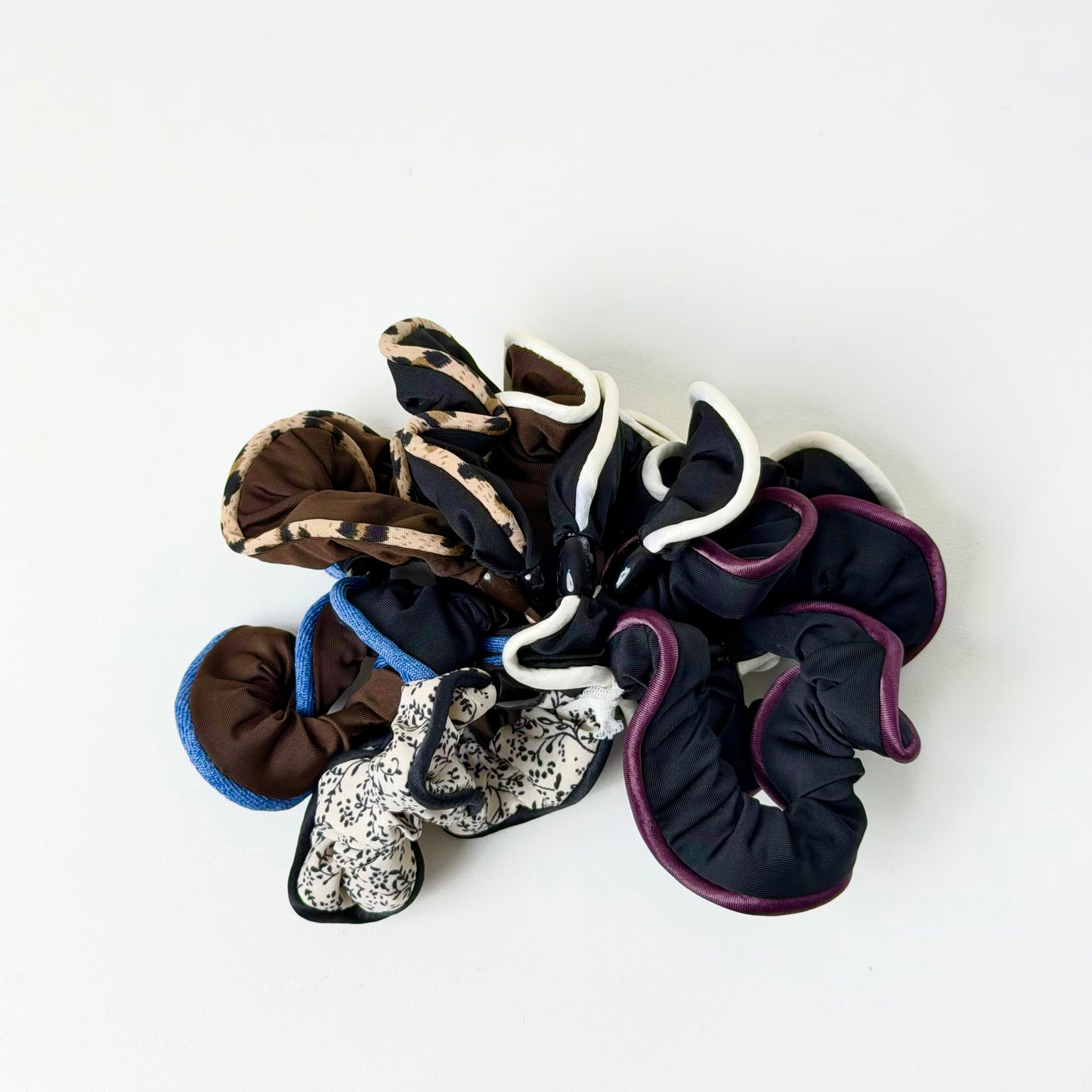 HPN-2666 (10 pcs) Fabric Scrunchie Hair Tie