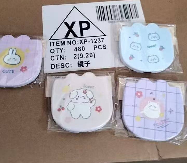 XP-1237 (1 pc) Cute Character Foldable Mirror